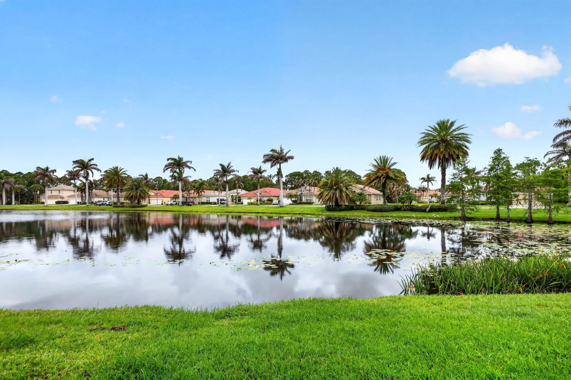 6532 SE Broadmoor Lane, Stuart, FL 34997 Photo