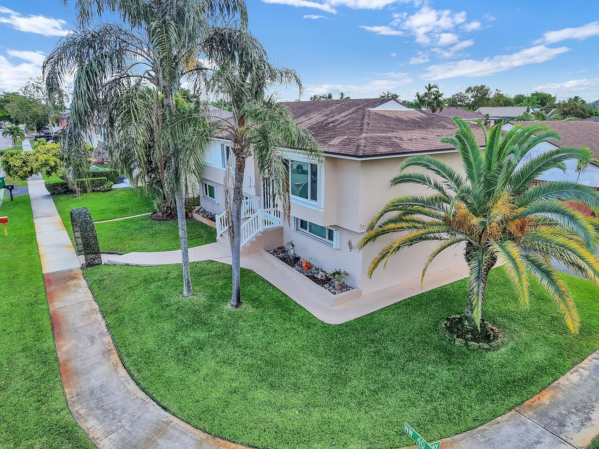 7908 NW 40th Street, Davie, FL 33024 Photo