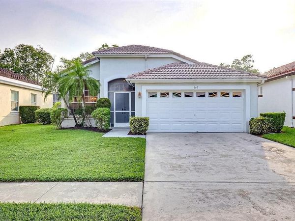 662 Lake Wellington Drive, Wellington, FL 33414