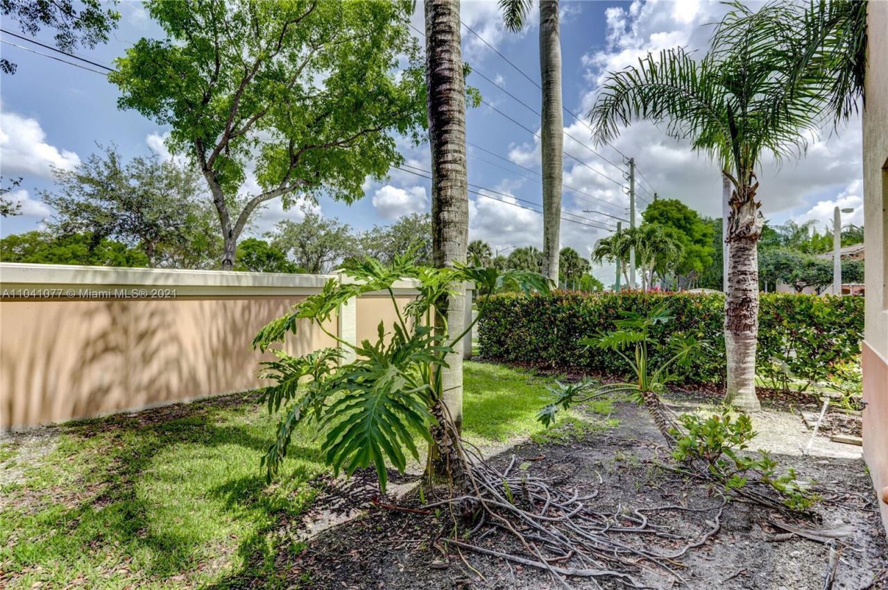 3810 N Jog Road, Unit 106, West Palm Beach, FL 33411 Photo