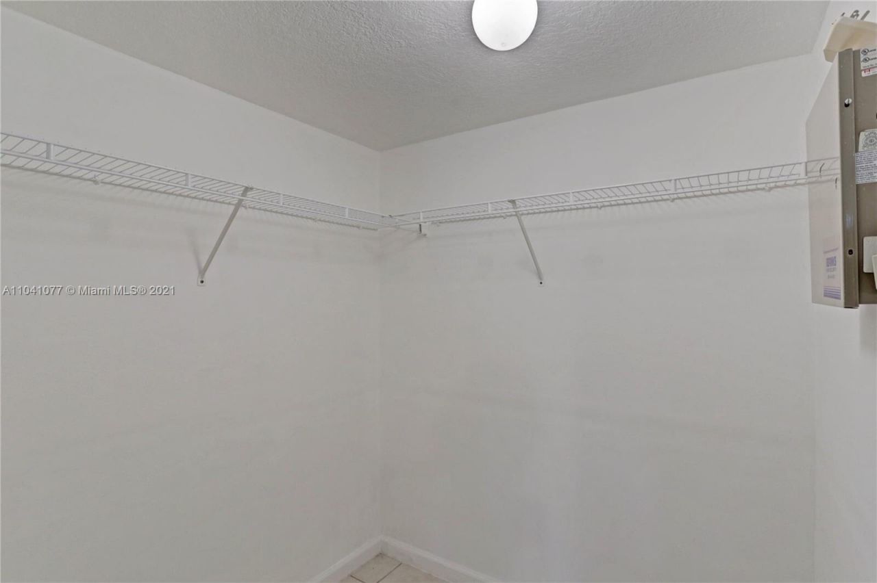 3810 N Jog Road, Unit 106, West Palm Beach, FL 33411 Photo