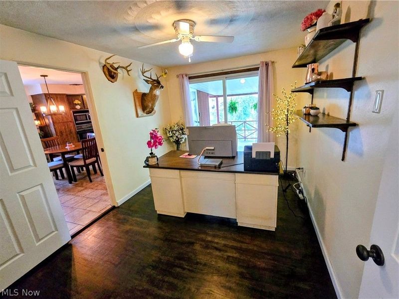 108 Theresa Drive, Weirton, WV 26062 Photo 15