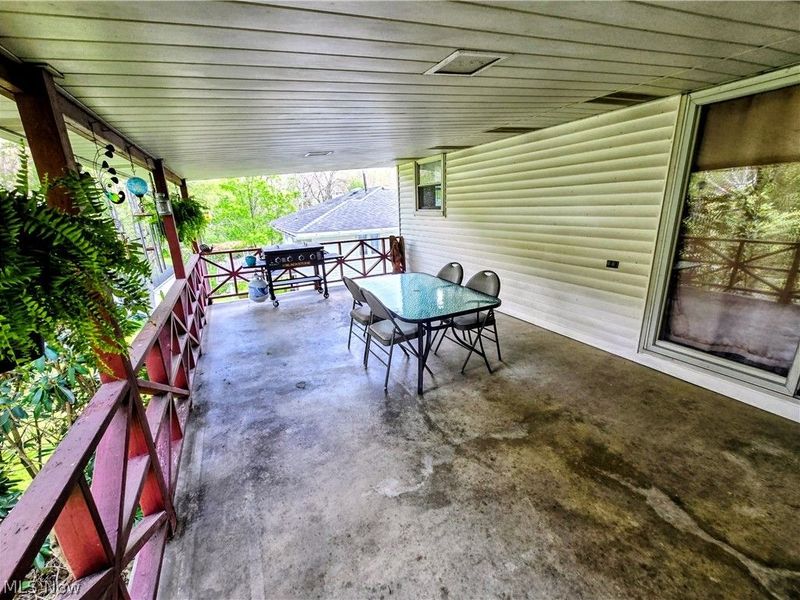 108 Theresa Drive, Weirton, WV 26062 Photo 29