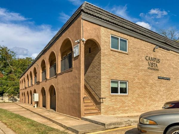 811 S Mesquite Street, Unit 02, Arlington, TX 76010
