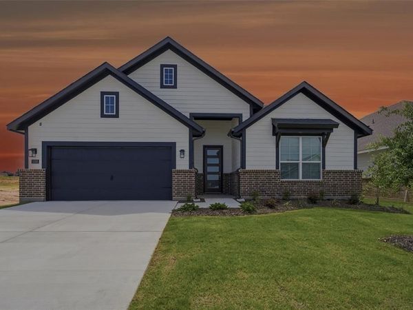 1325 Frio Drive, Springtown, TX 76082