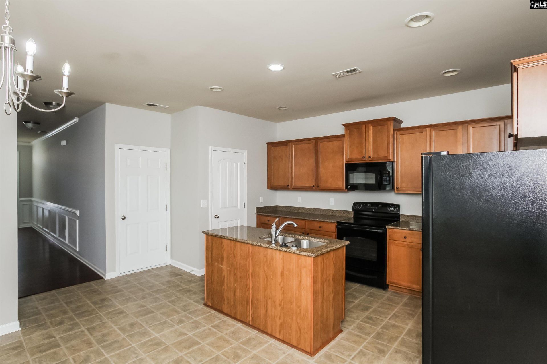 146 Whitton Court  Photo 14