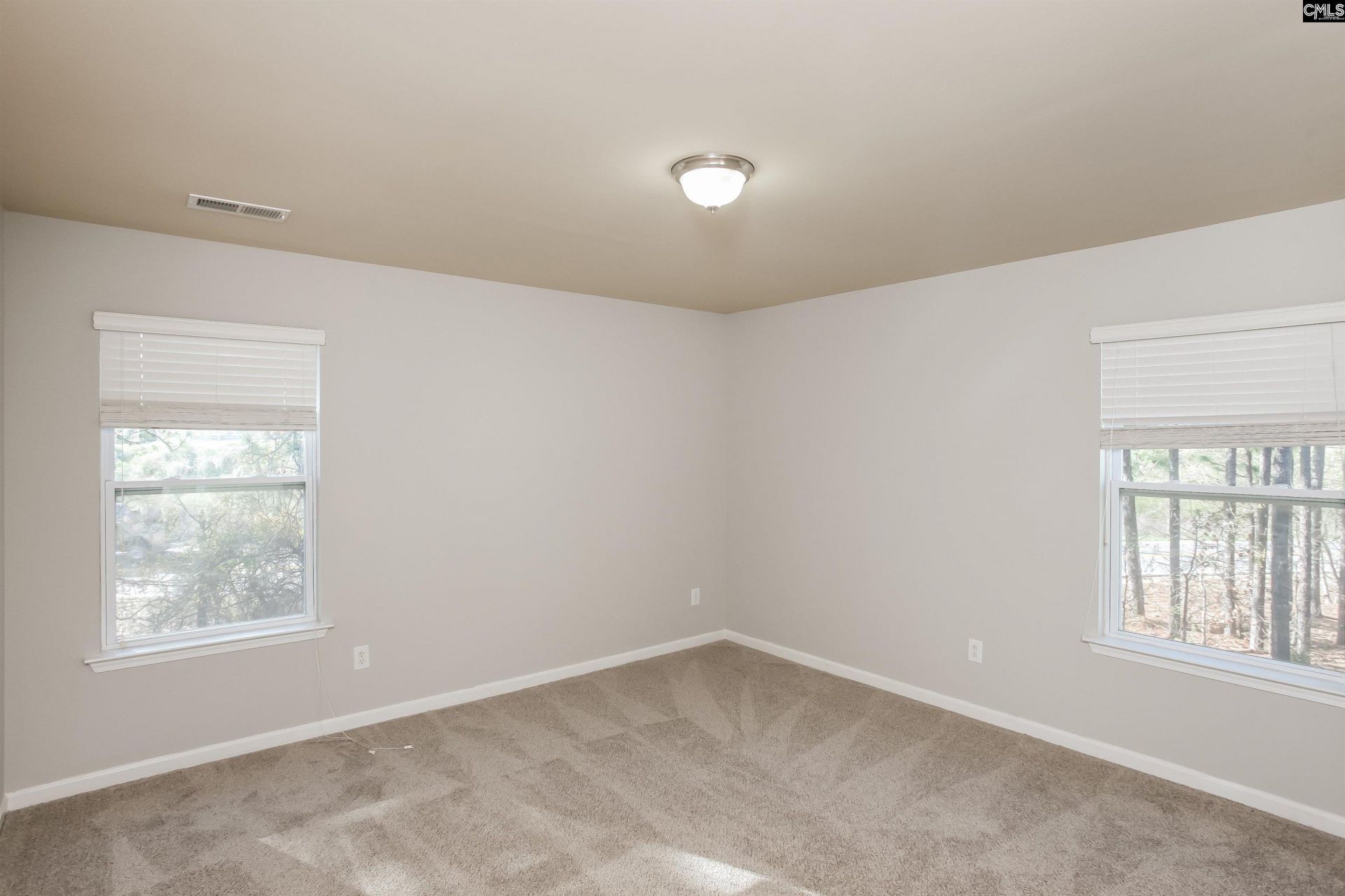 146 Whitton Court  Photo 17