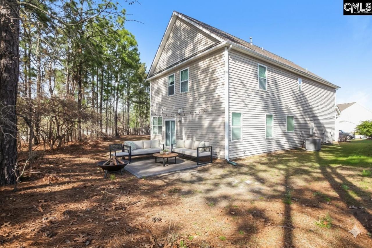 146 Whitton Court  Photo 7