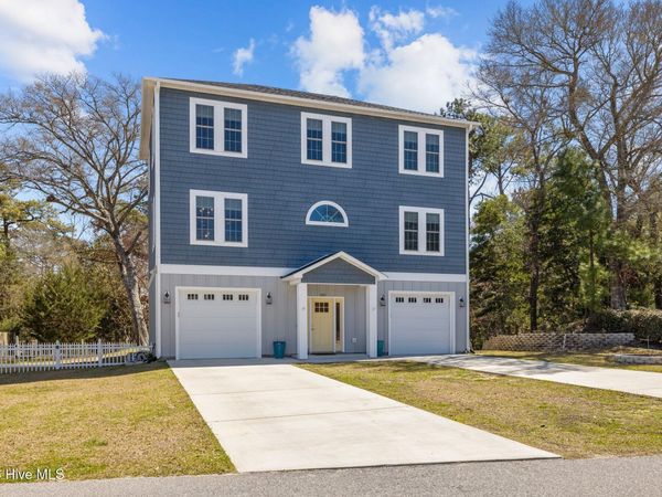 310 Lord Berkeley Drive, Emerald Isle, NC 28594