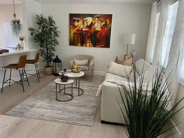 13155 SW 7th Ct, Unit 204E, Pembroke Pines, FL 33027