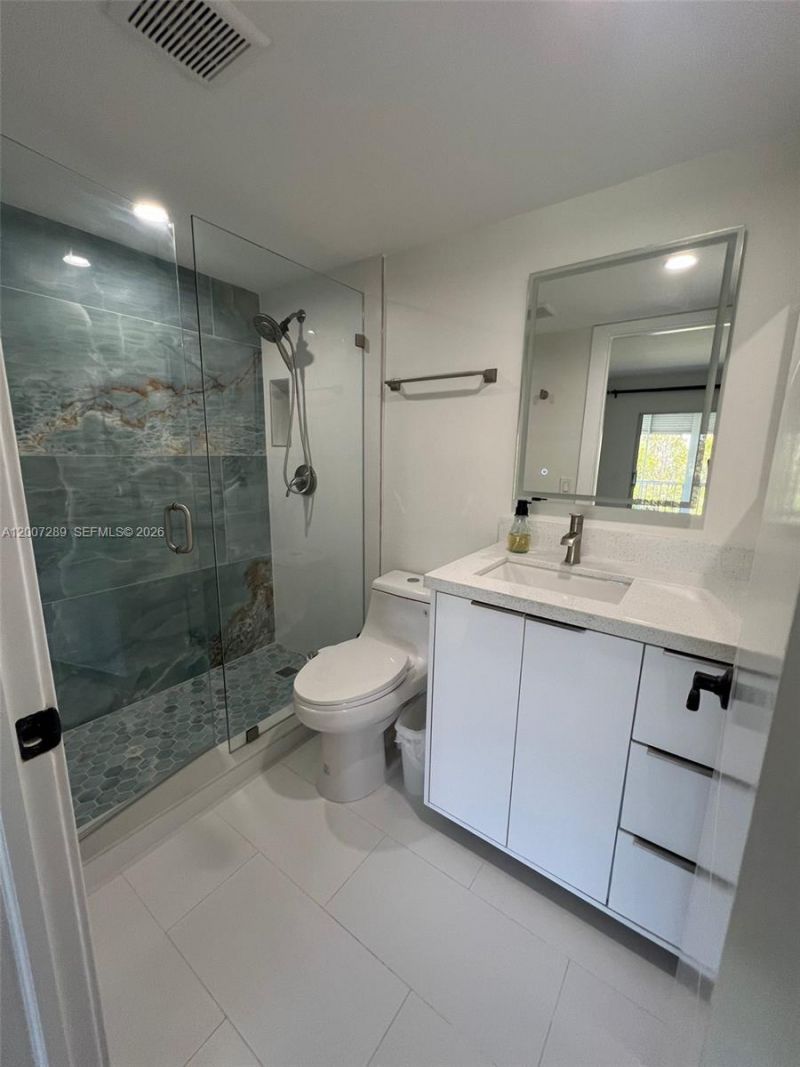 13155 SW 7th Ct, Unit 204E, Pembroke Pines, FL 33027 Photo