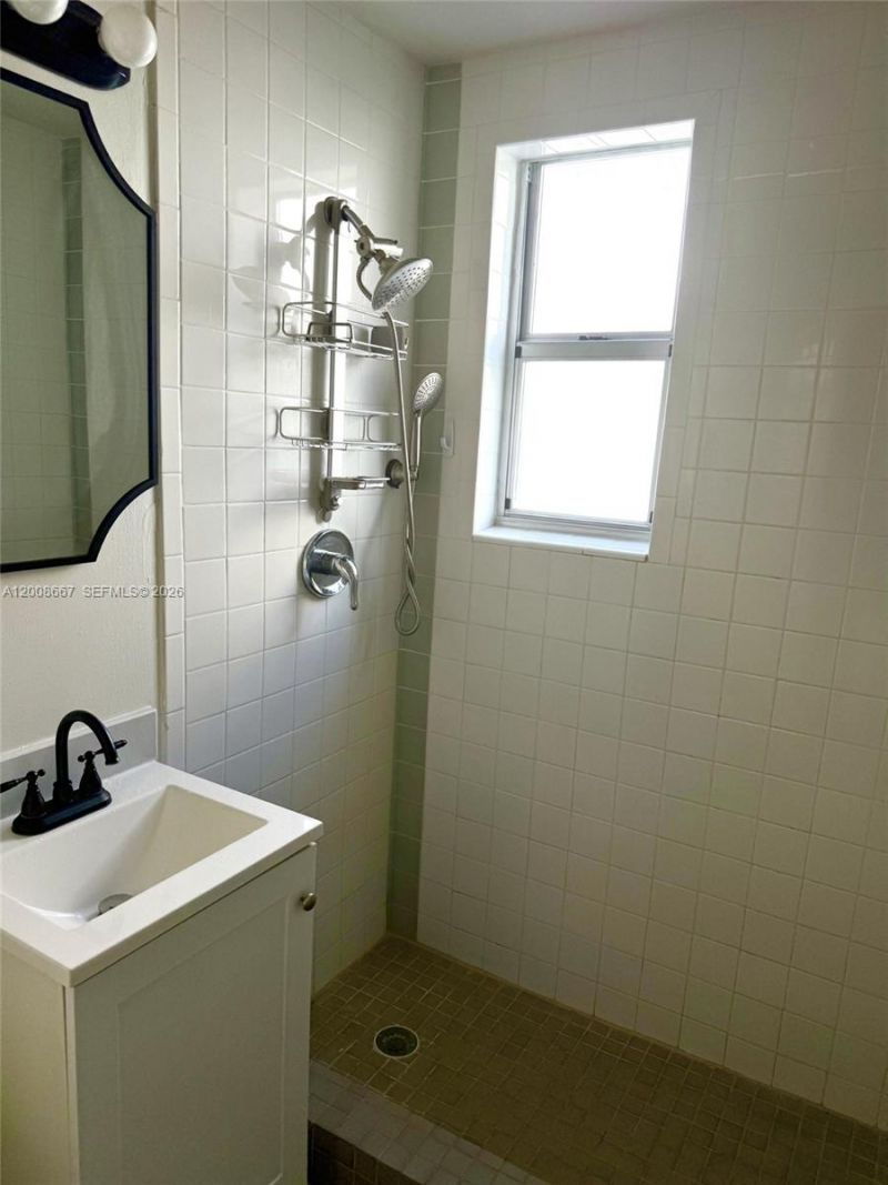 502 NE 70th St , Unit 1st floor, Miami, FL 33138 Photo