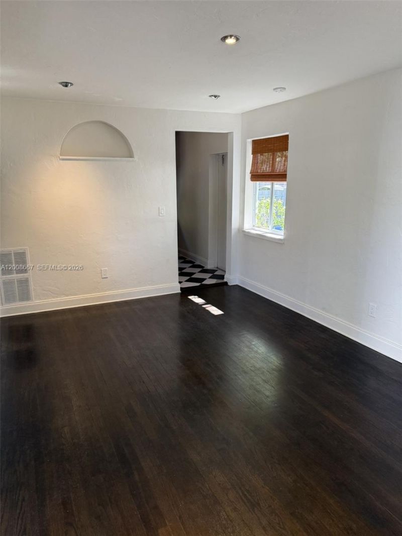 502 NE 70th St , Unit 1st floor, Miami, FL 33138 Photo