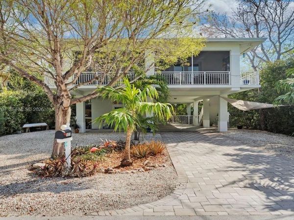 1019 Snapper Ln , Key Largo, FL 33037