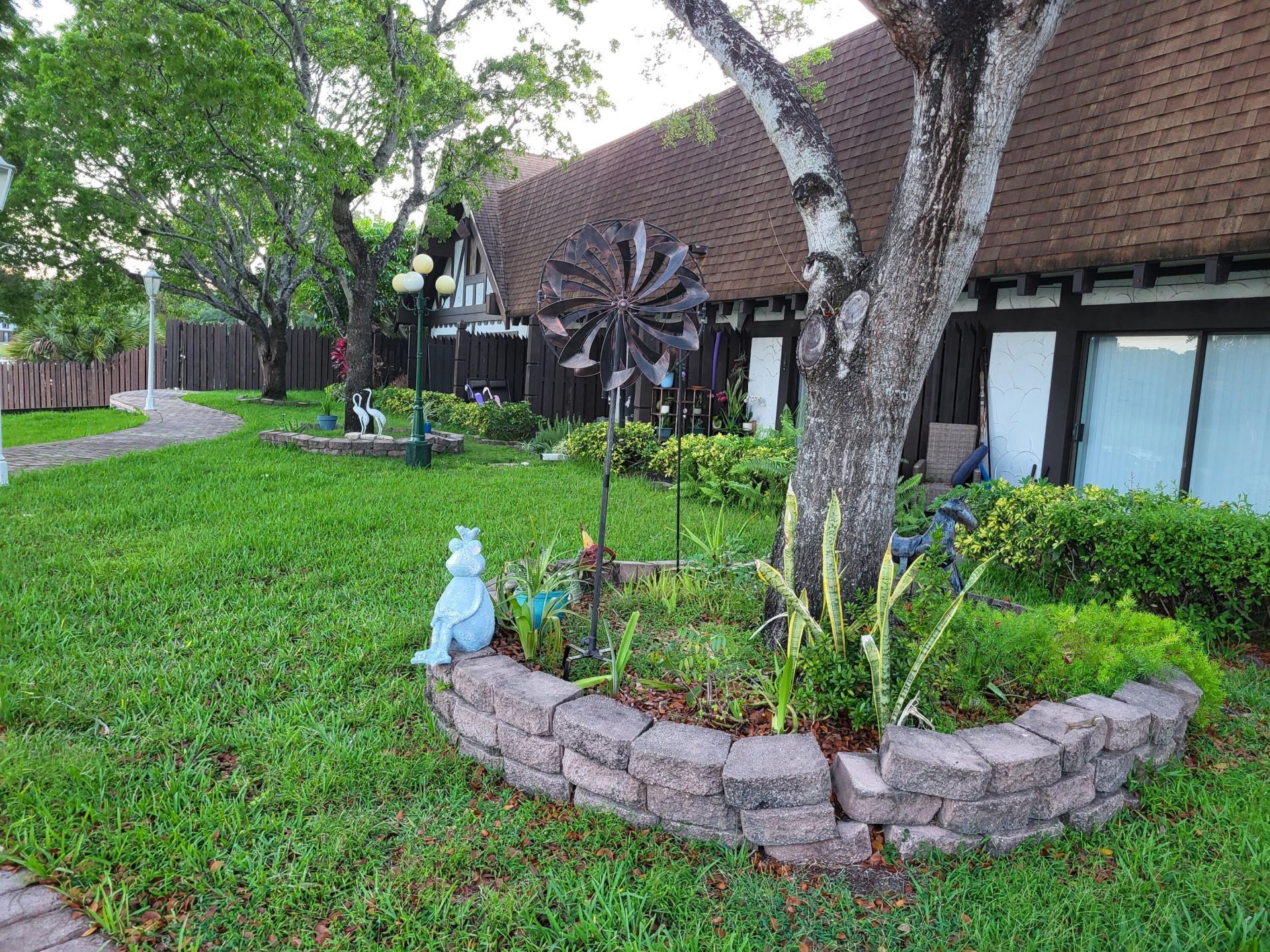 3720 Inverrary Drive, Unit 2i, Lauderhill, FL 33319 Photo