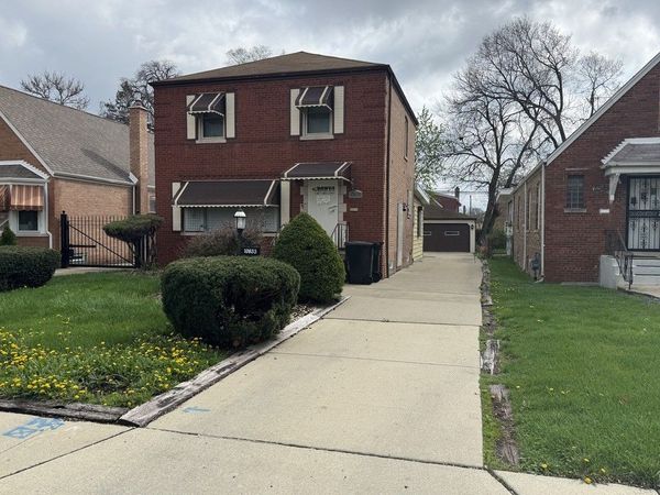 10835 S Peoria Street , Chicago, IL 60643