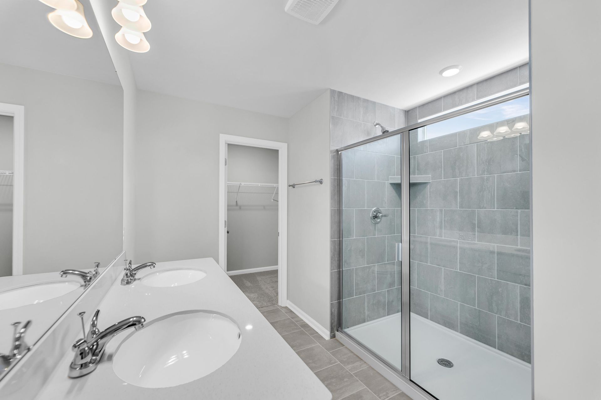 225 Central Creek Drive Photo 25