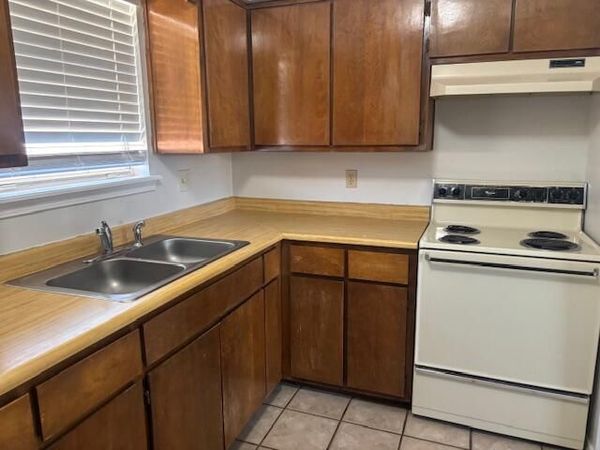 544 MONTE VISTA Road NE, Unit 4, Los Lunas, NM 87031