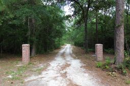 2 Trojan Road photo 4