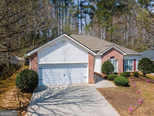 19 Harpers Farm Drive, Newnan, GA 30263