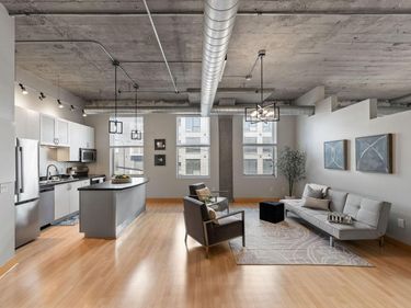 918 3rd Street N, Unit 207, Minneapolis, MN 55401