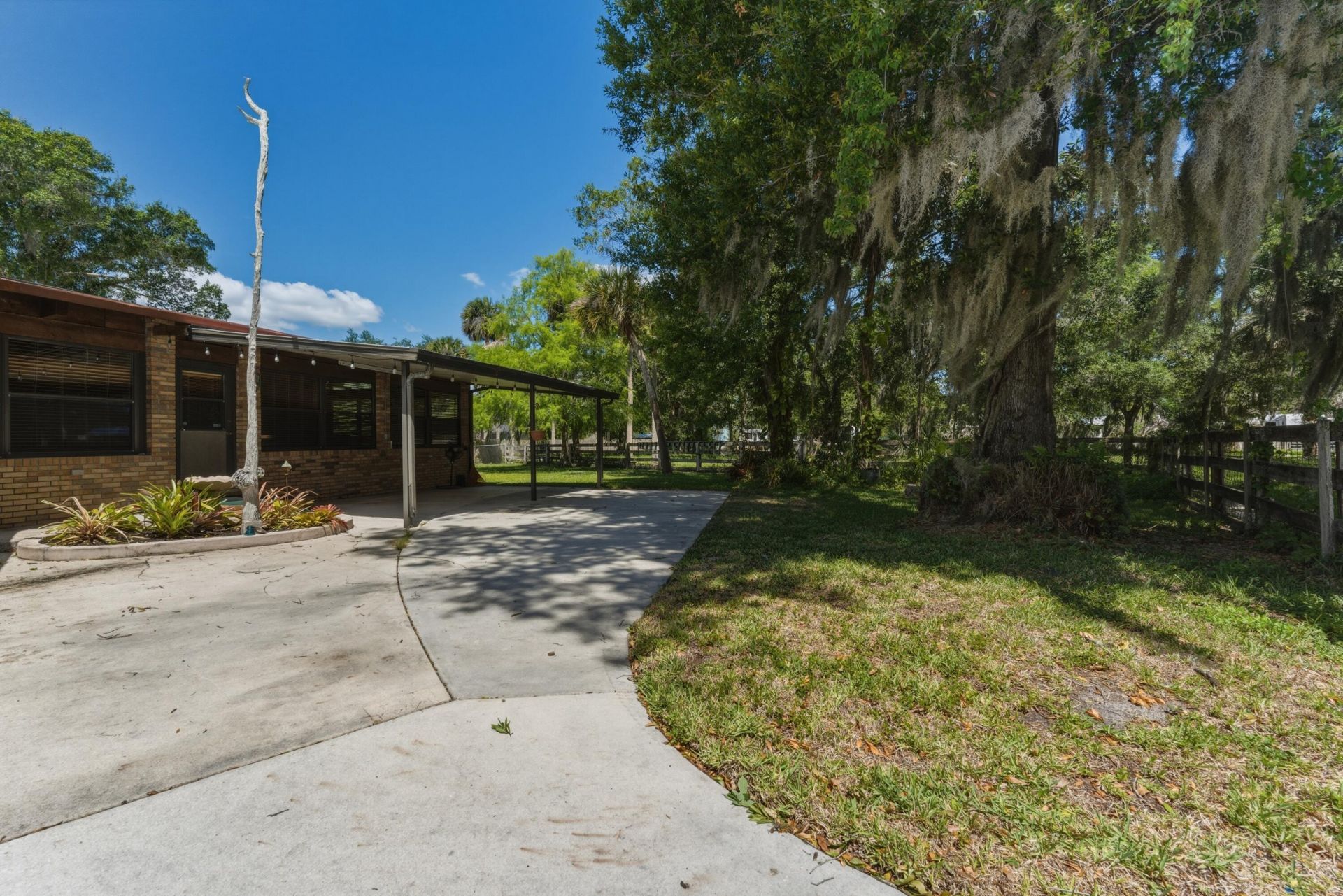 800 Ulrich Road, Fort Pierce, FL 34982 Photo