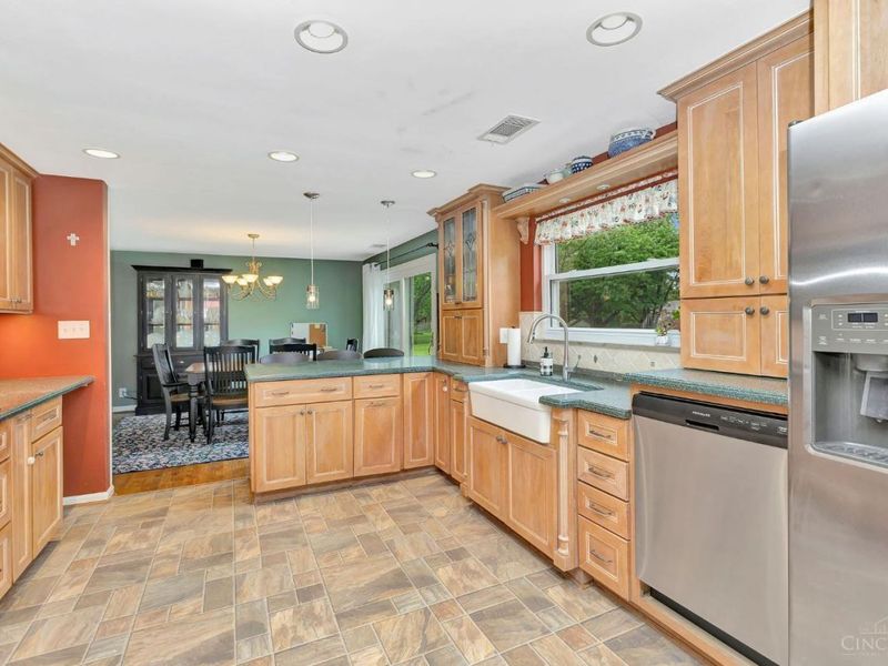 208 Furbee Drive, Mason, OH 45040 Photo 10