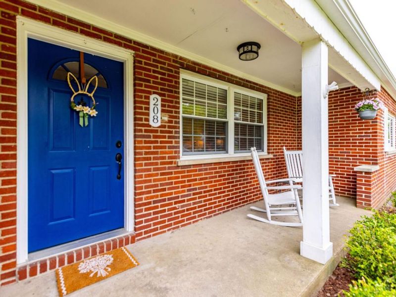 208 Furbee Drive, Mason, OH 45040 Photo 2