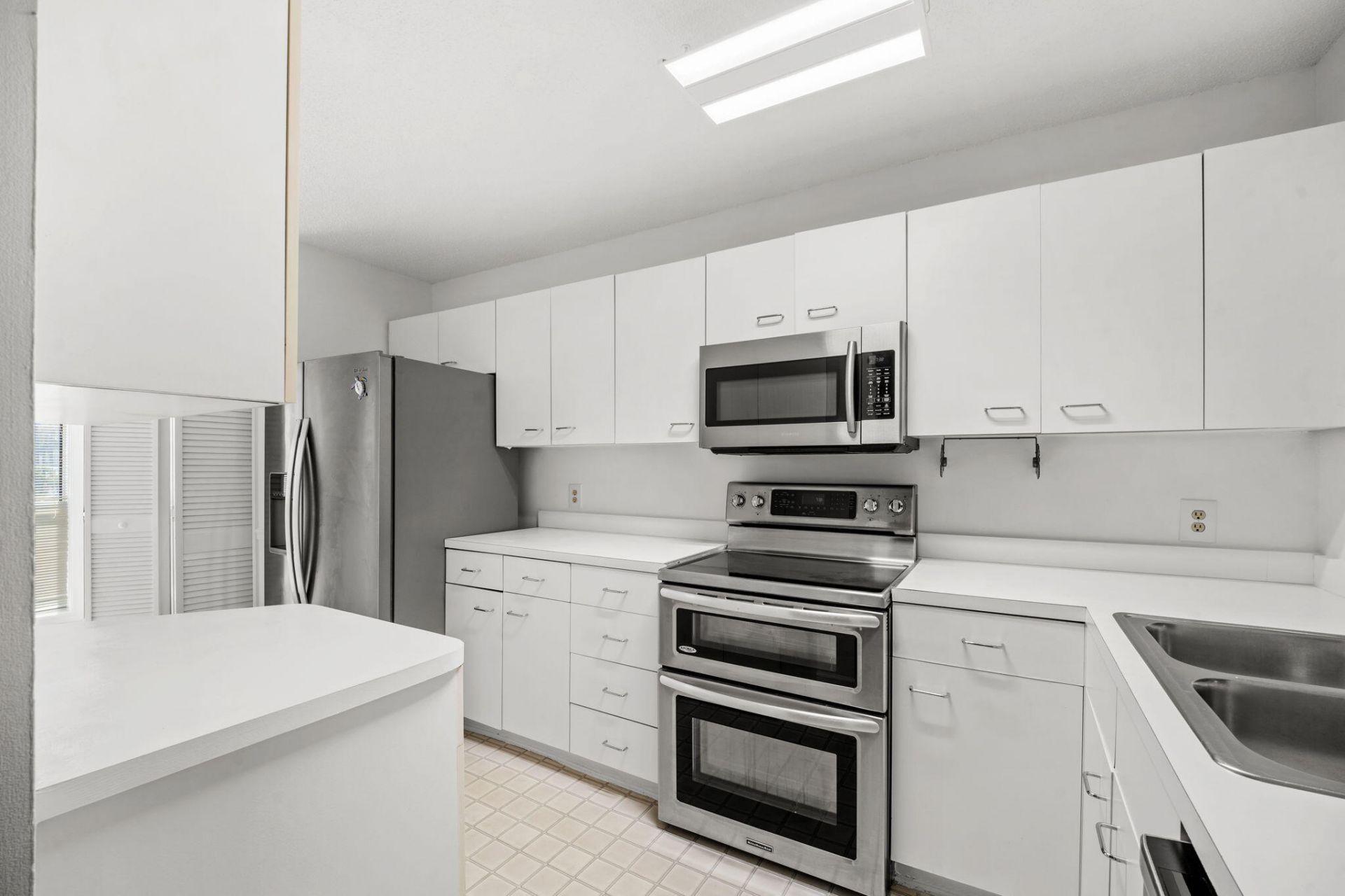 3815 Masters Court Photo 11