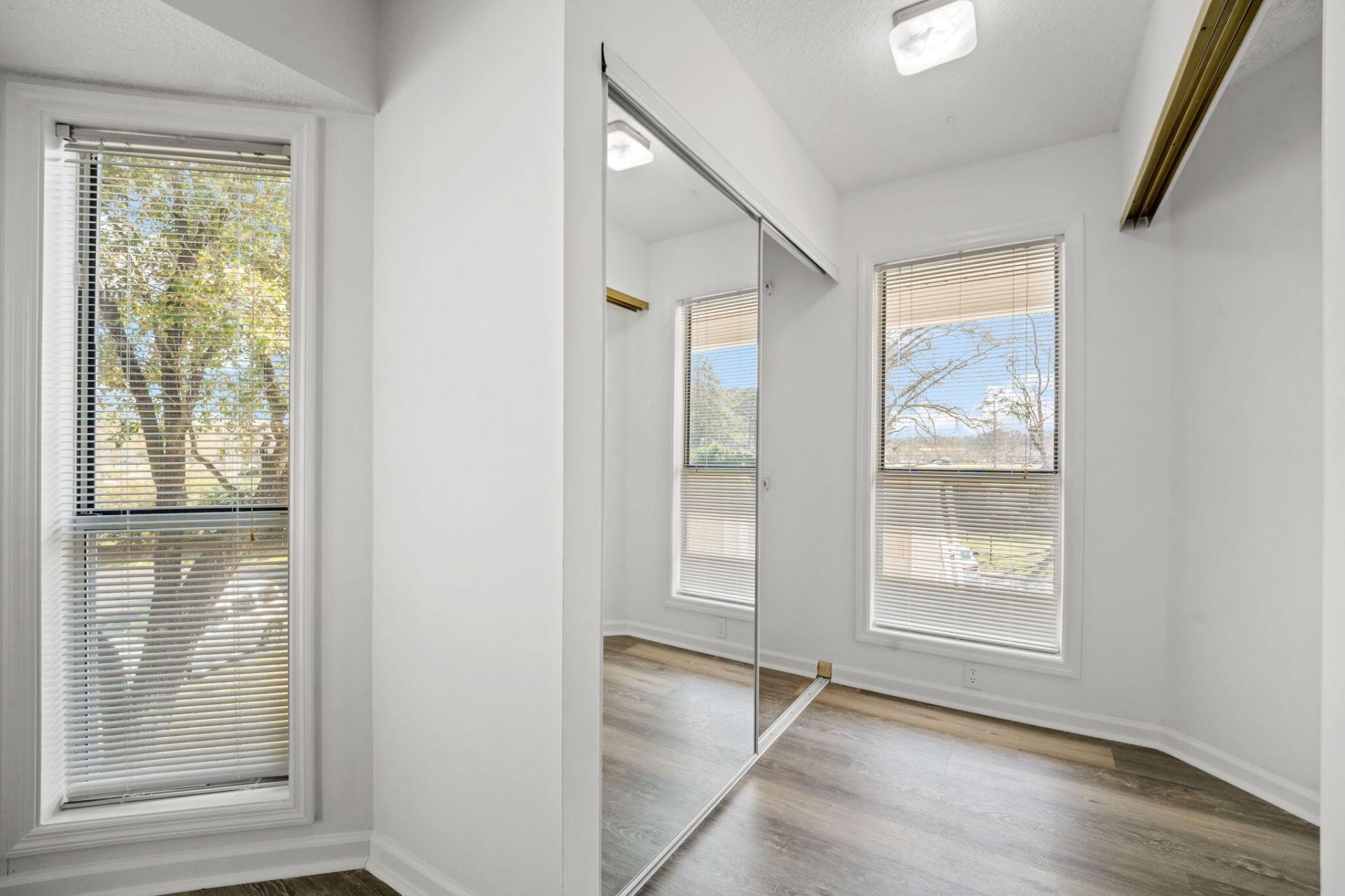 3815 Masters Court Photo 16
