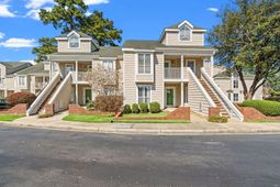 3815 Masters Court photo 4