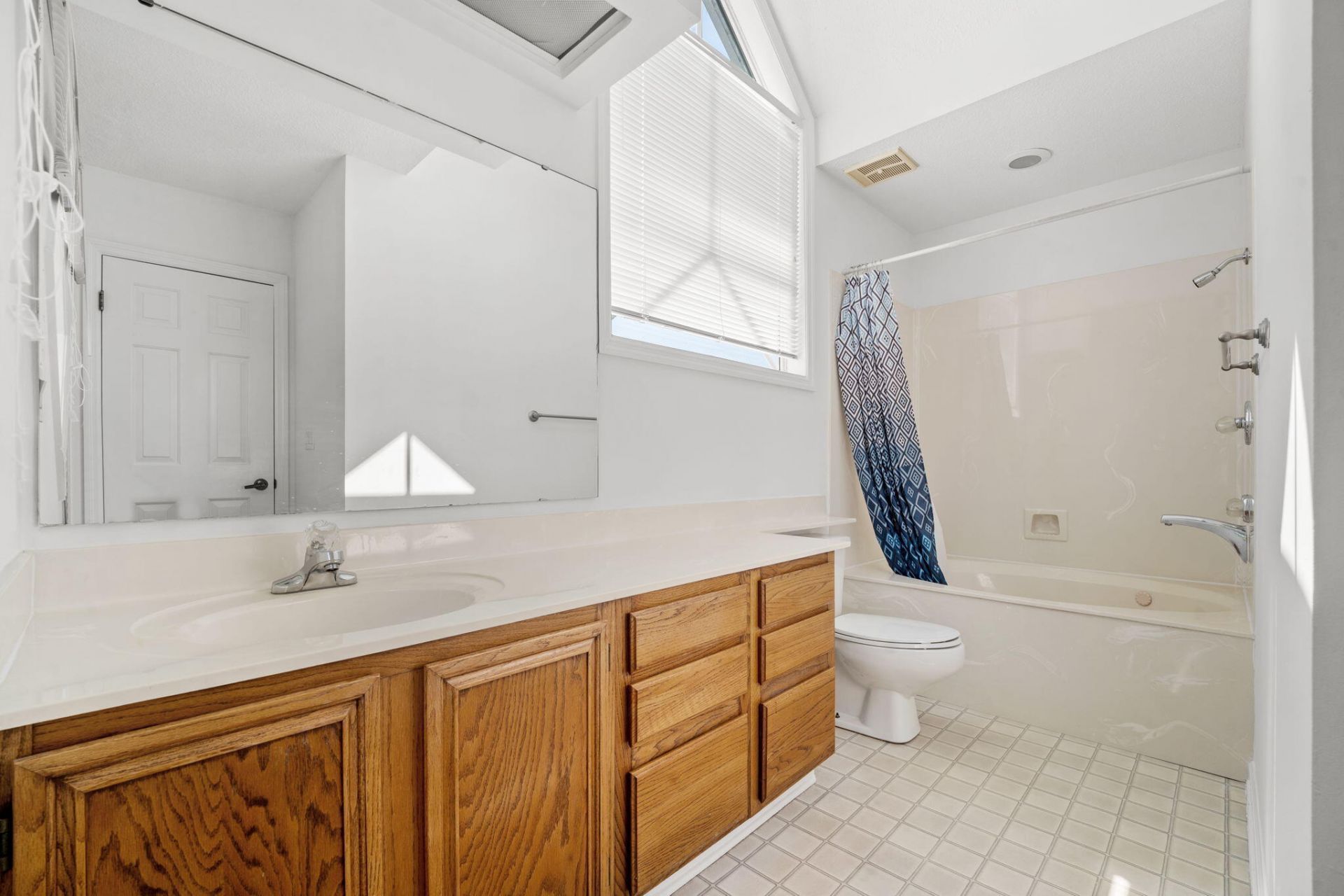 3815 Masters Court Photo 21
