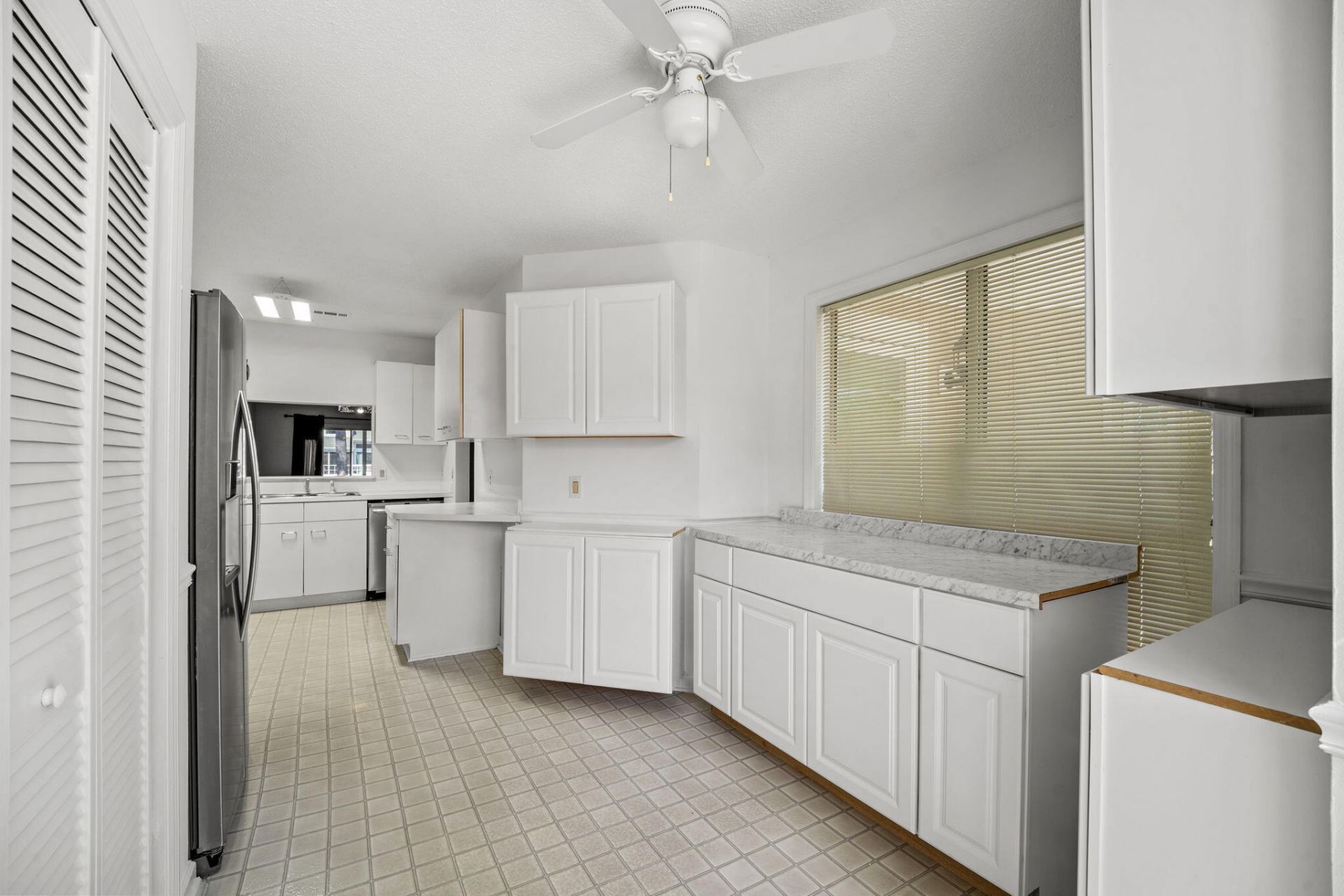 3815 Masters Court Photo 9