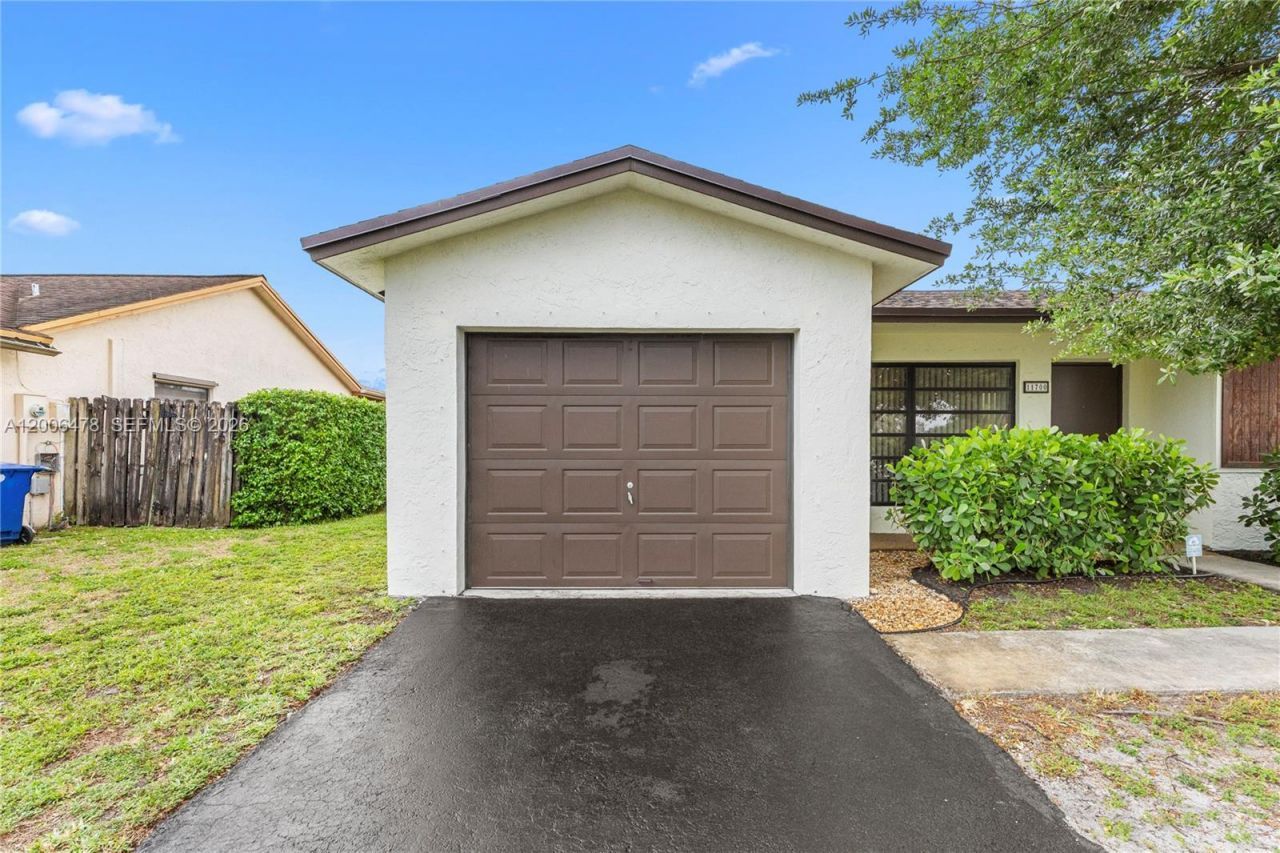 11700 NW 41st St, Sunrise, FL 33323 Photo