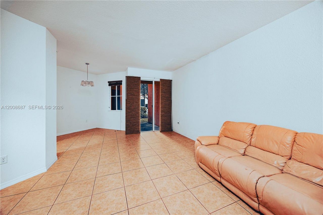 8928 SW 18th St , Miramar, FL 33025 Photo