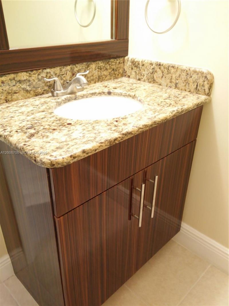 3285 Foxcroft Rd , Unit E107, Miramar, FL 33025 Photo