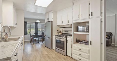19690 N Highway 99, Acampo, CA 95220 Photo