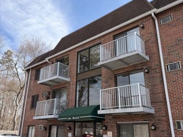 1186 Worcester Rd, Unit 921, Framingham, MA 01702