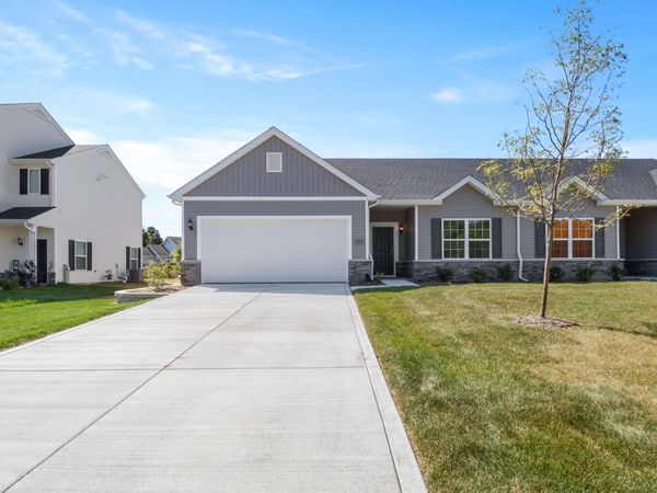 7083 Johnson Street , Merrillville, IN 46410