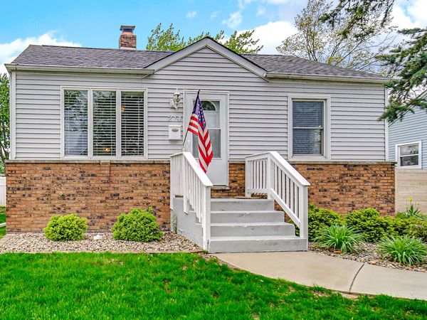 214 N Jay Street, Griffith, IN 46319