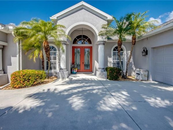 2120 SW 8th PL, CAPE CORAL, FL 33991