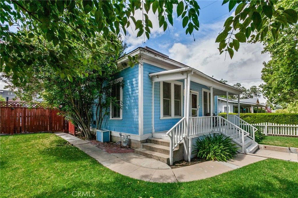 1517 Olive St., Paso Robles, CA 93446 Main Photo