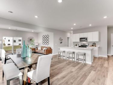 901 Greenlawn Avenue W, Delano, MN 55328