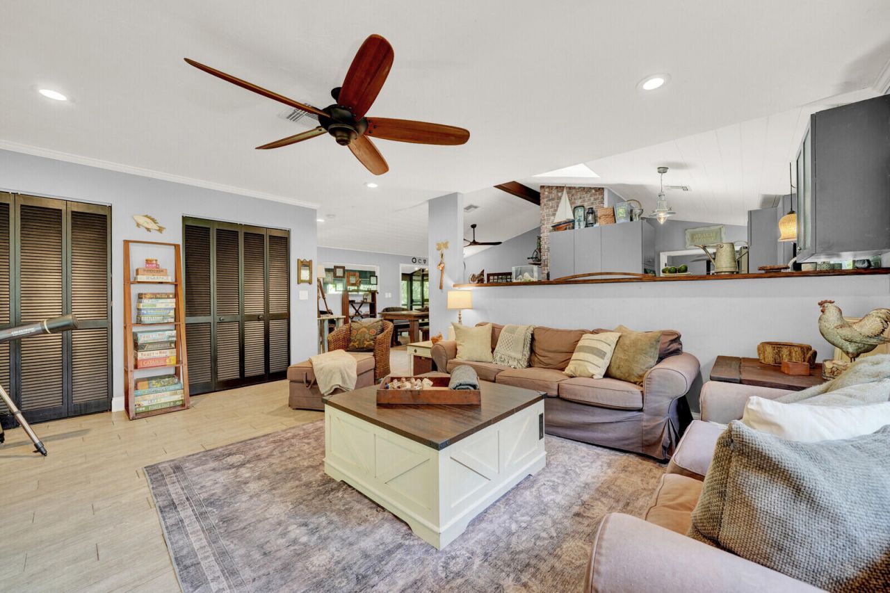 12566 Old Indiantown Road, Jupiter Farms, FL 33478 Photo