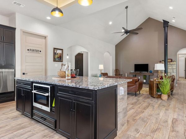 128 Strada Luca, Florence, TX 76527