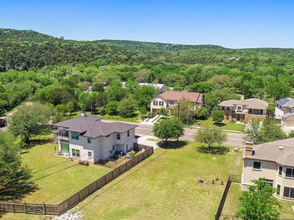 6204 Yaupon DR, Austin, TX 78759