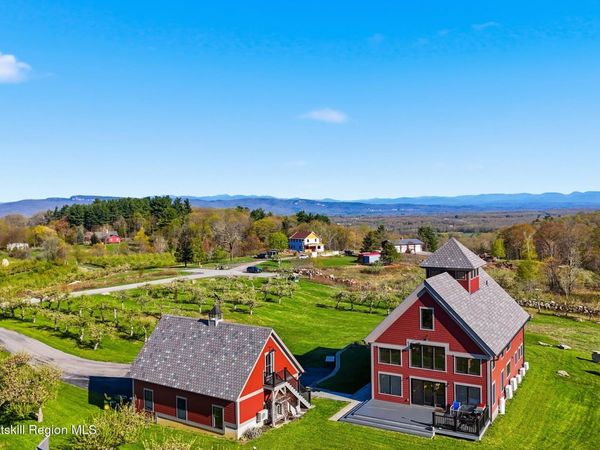 60 Palazzo Lane, Highland, NY 12528