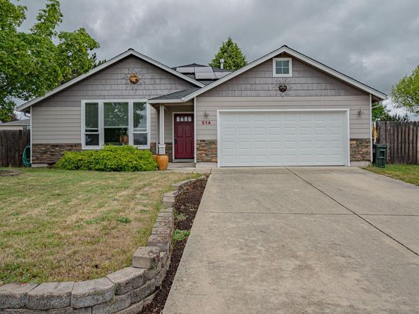 514 Coventry Court, Eagle Point, OR 97524