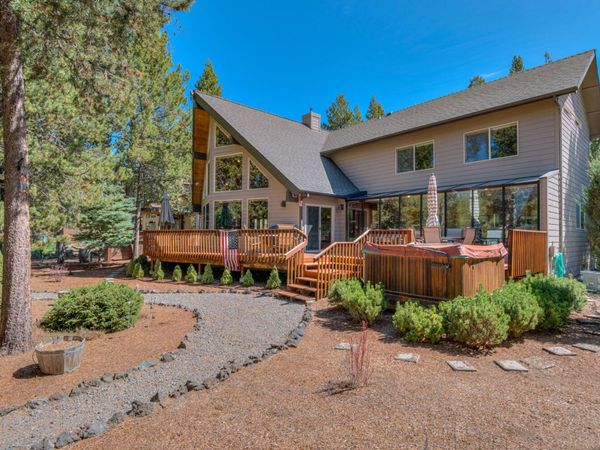 55877 Wood Duck Drive, Bend, OR 97707