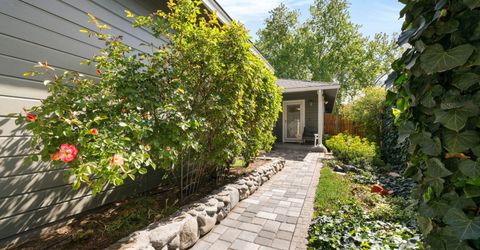 1360 Del Rosa Way, Sparks, NV 89434 Photo